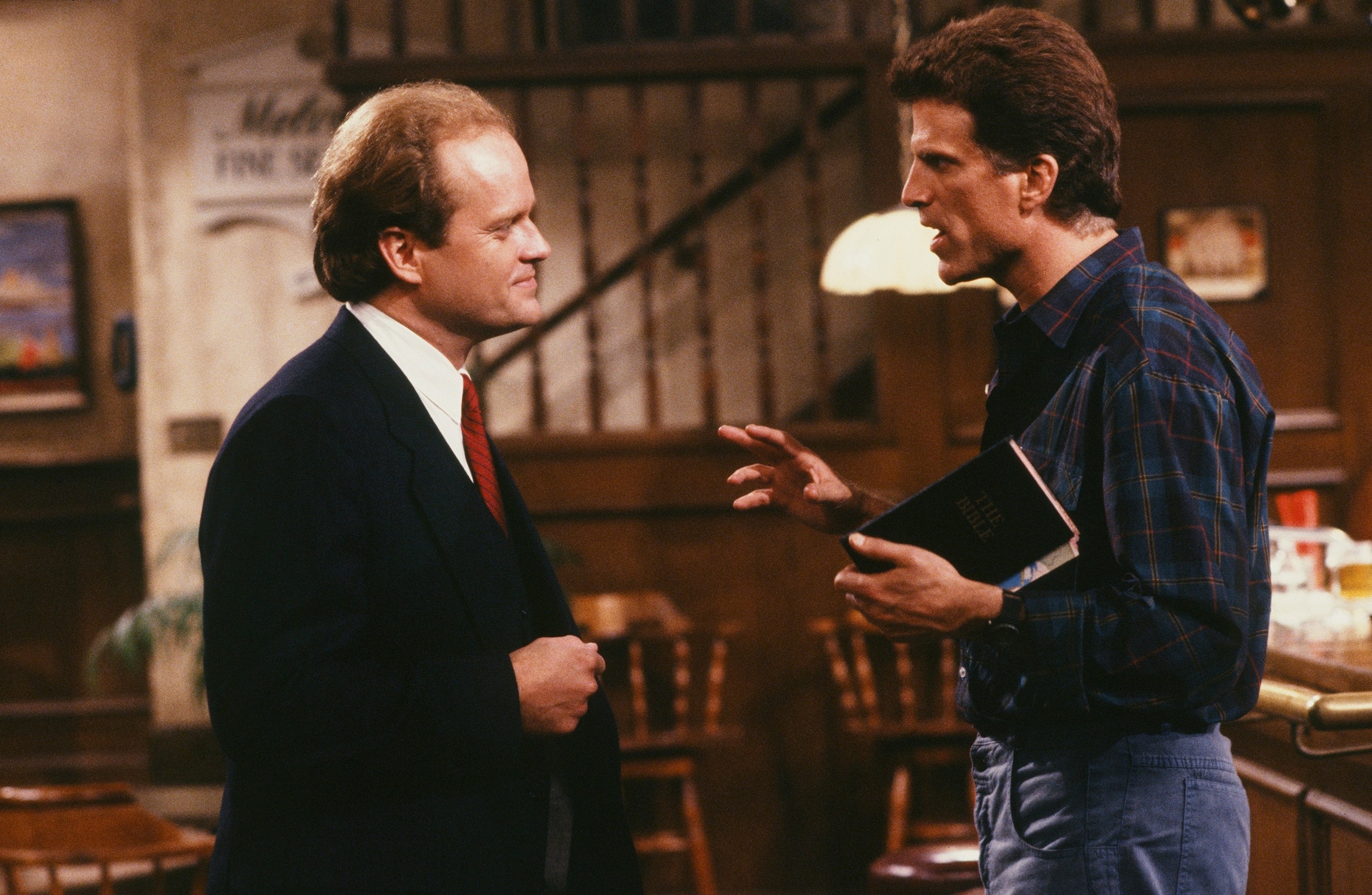 Ted Danson apologizes to Kelsey Grammer over decades-old 'Cheers' rift -  ABC News